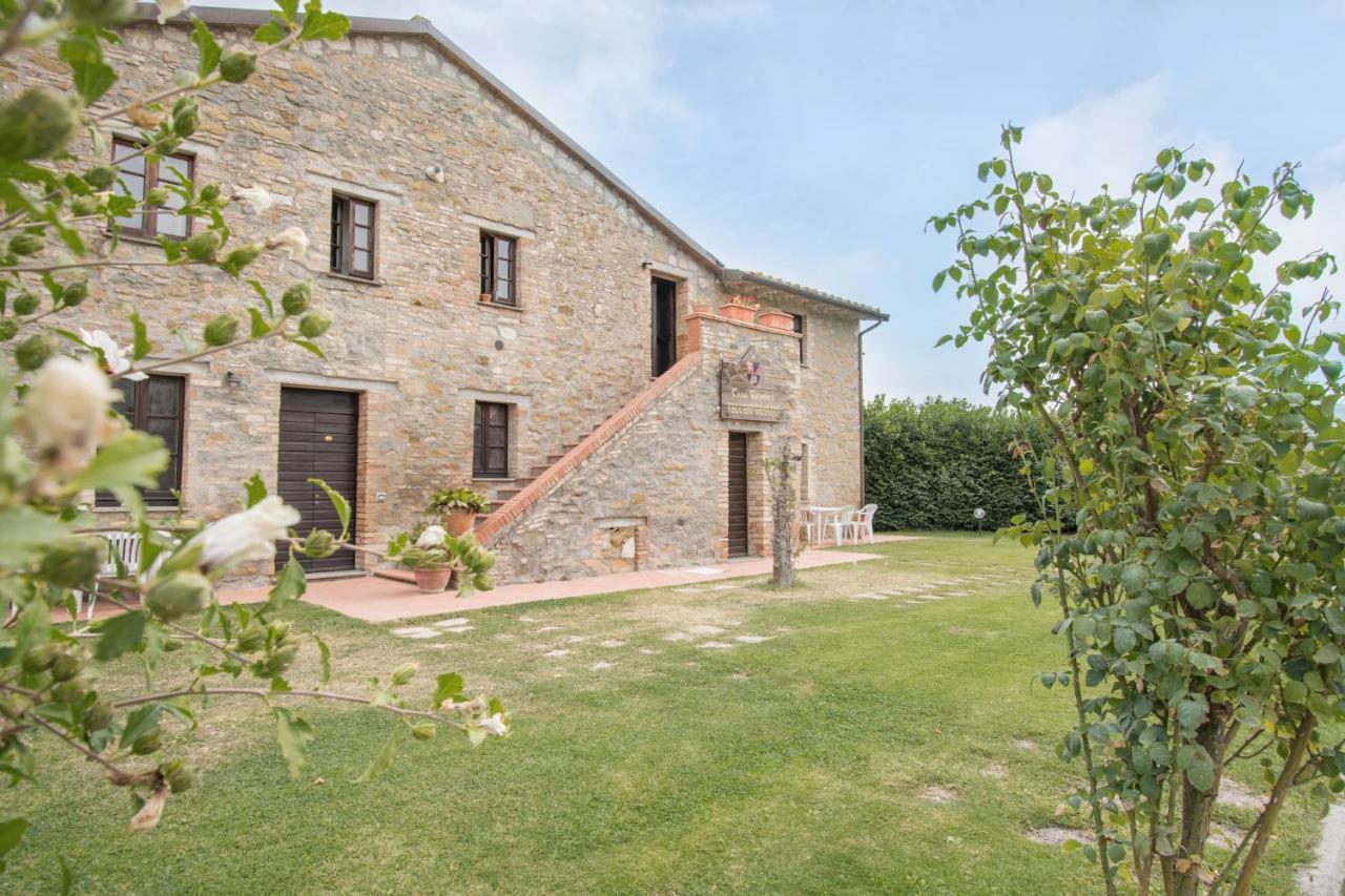 Casa Vacanze Vecchio Granaio Magione Exterior foto
